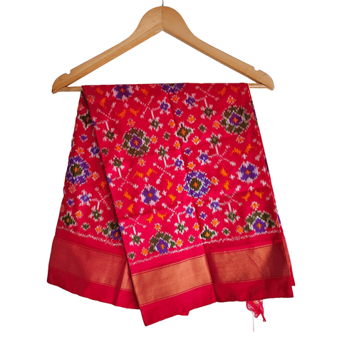 Eternal Beauty Handwoven Pochampally Ikat Silk Dupatta with Zari Elegance