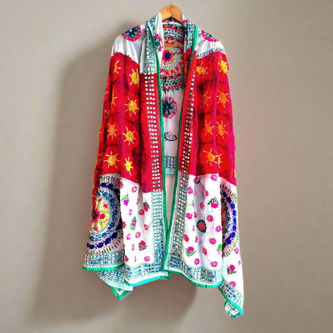 Handcrafted Phulkari Dupattas: A Touch of Tradition for Every Outfit