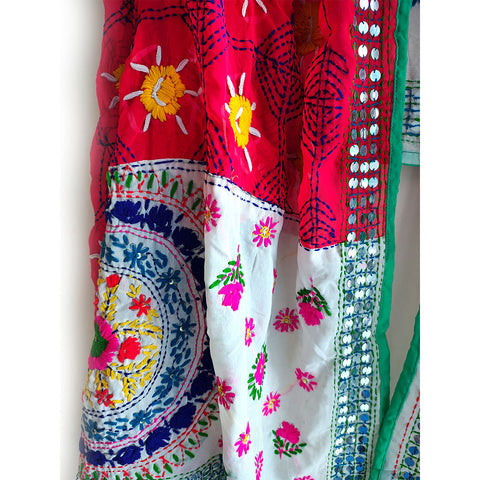 Handcrafted Phulkari Dupattas: A Touch of Tradition for Every Outfit