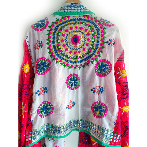 Handcrafted Phulkari Dupattas: A Touch of Tradition for Every Outfit