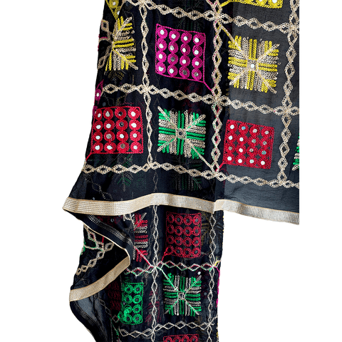 Kutch Embroidery Desigen Ludo Style Function Dupatta Size W 110 Cm X L 220 Cm