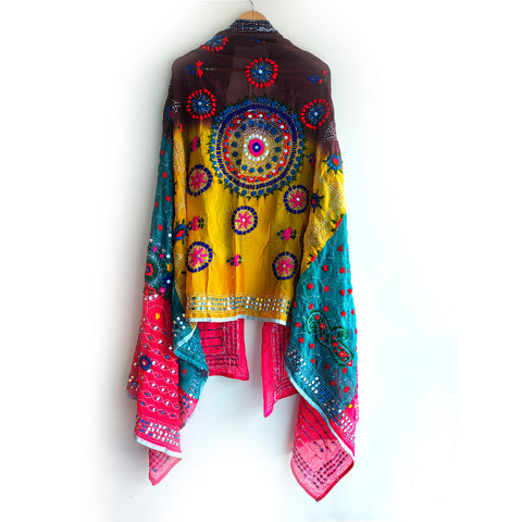 Handcrafted Phulkari Dupattas: A Touch of Tradition for Every Outfit