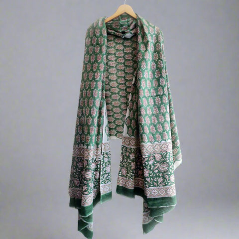 Baagru Hand Block Printed Cotton Mulmul Green Color Dupatta 115X225 Cm